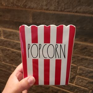 Rae Dunn popcorn bucket red white scalloped top nwot